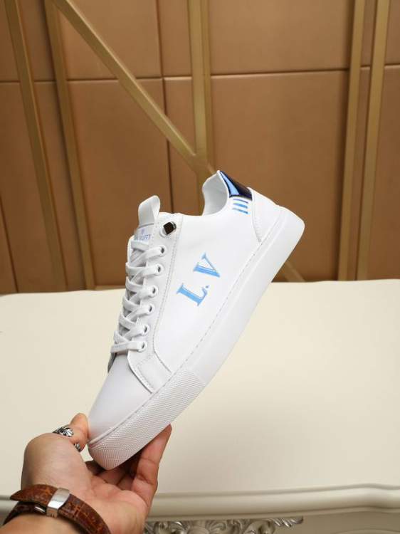 Picture of Louis Vuitton Shoes _SKULVsz38-44mnf052315363